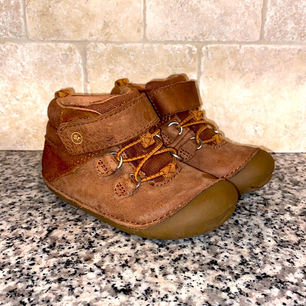 Stride Rite Baby/Toddler Shoes Size 5 Wide